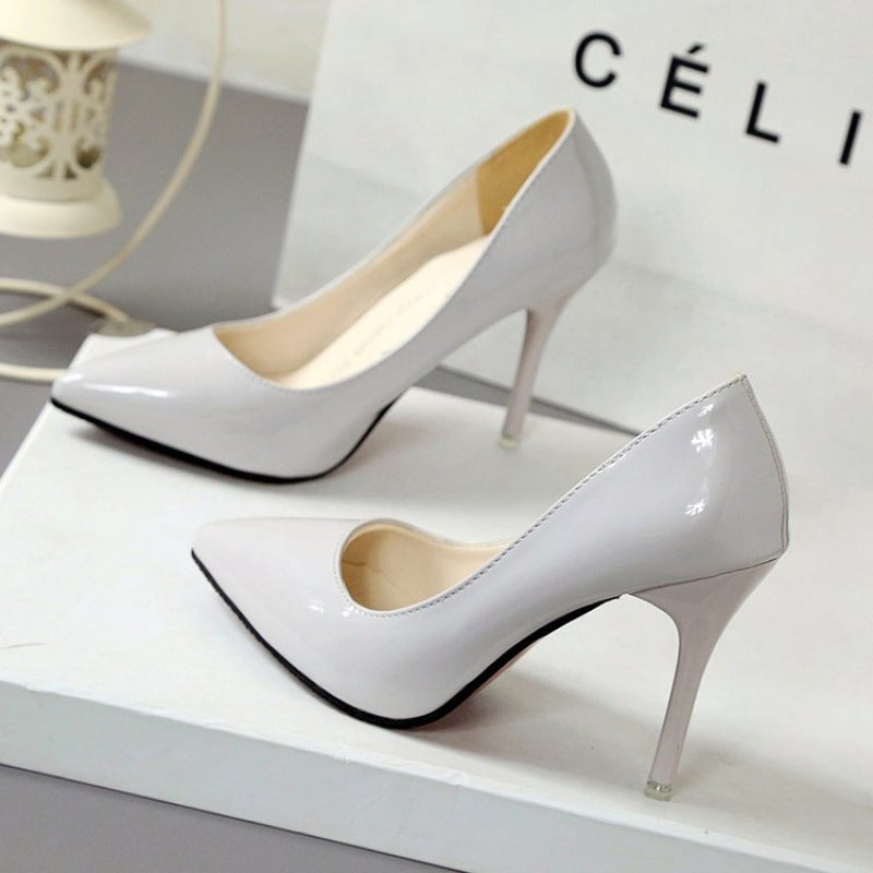 Schuhe mit hohem Absatz
