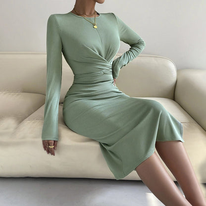 Robe moulante à manches longues à encolure ronde