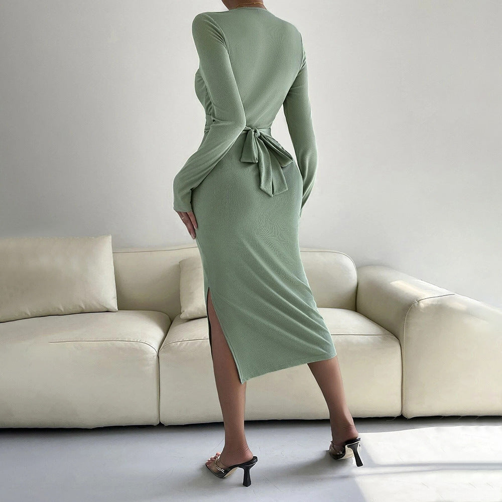 Robe moulante à manches longues à encolure ronde